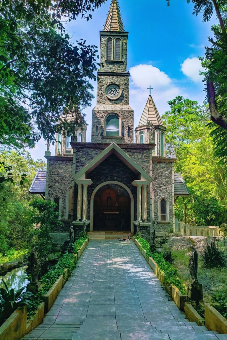 Beautiful architecture of Tewatta Basilica